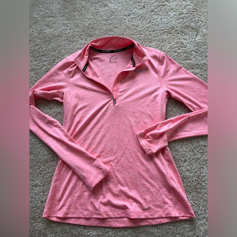 Nike Running Dri-fit Pullover. Size: S